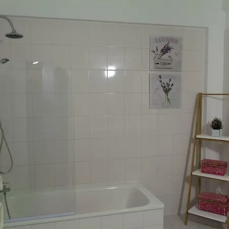 Localtraveling Downtown - Family